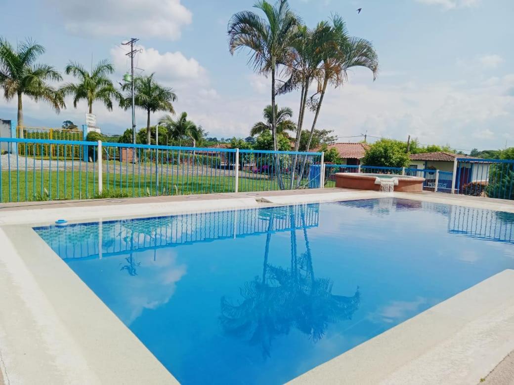 Hotel Campestre Manantial Del Quindio Montenegro Buitenkant foto
